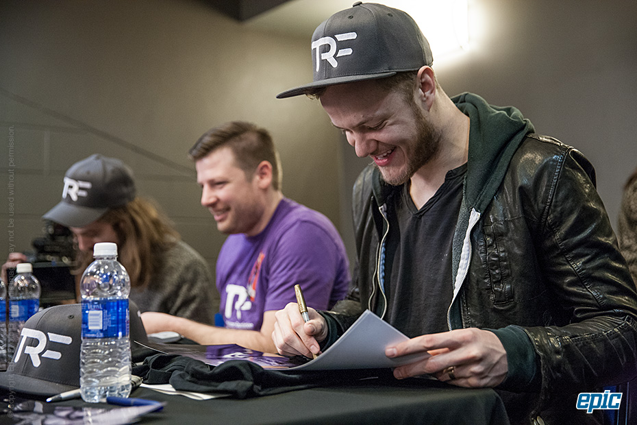23 ImagineDragons-JS 1G9P19397 930pix epic